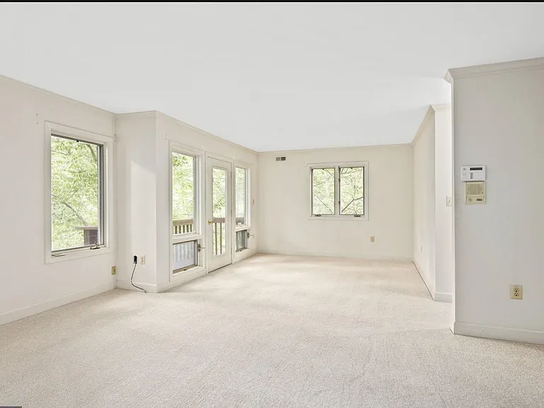 4106 Faith Ct — Photo 22