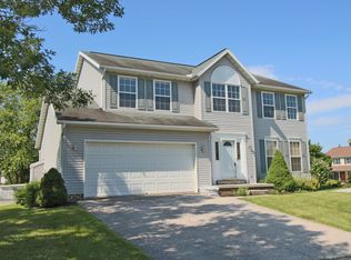 1 Fieldcrest Dr, Littlestown, PA 17340