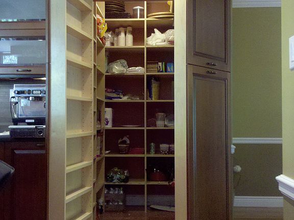3rd image of 504 Long Hill Dr