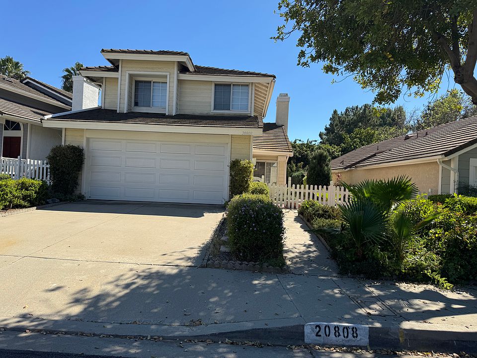 1st image of 20808 E Cliffside Ln