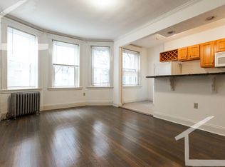 117 Park Dr APT 17F, Boston, MA 02215