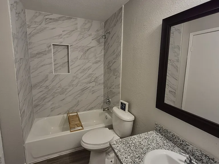 Golden Village Townhomes — Photo 11