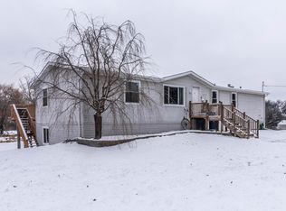 2525 Crooked Lake Rd, Howell, MI 48843