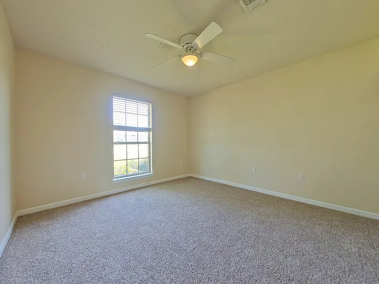 5254 Moore Loop — Photo 15