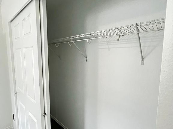 4th image of 10430 13th Avenue Ct E