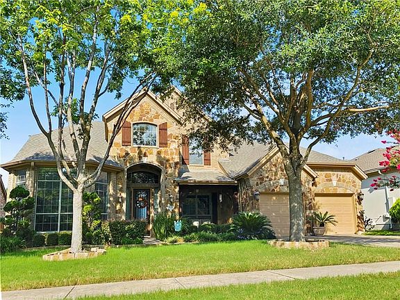3rd image of 3628 Aquamarine Dr
