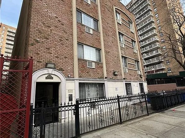 2135 Crotona Ave #2B, Bronx, NY 10457