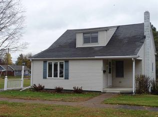 309 Doraland St, Kingsford, MI 49802