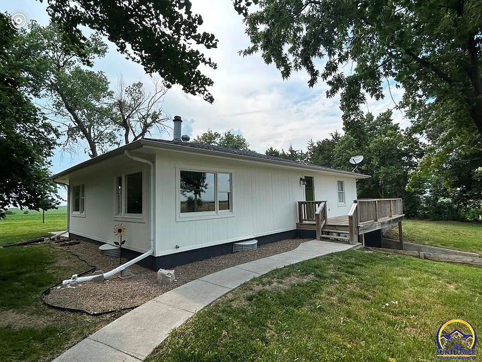 2nd image of 7221 Alembic Rd