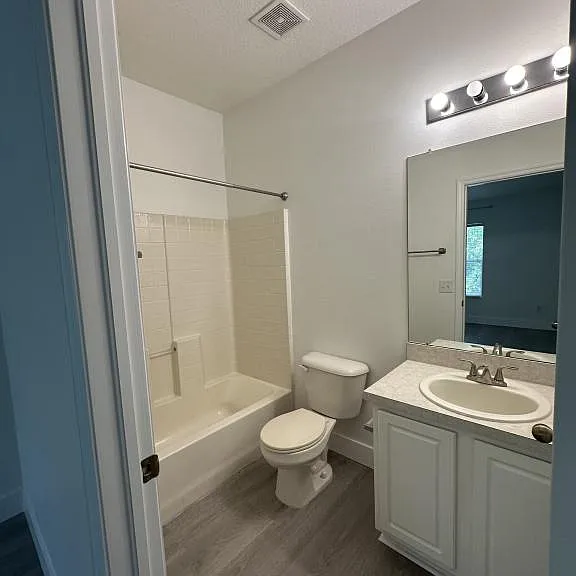 15752 Fishhawk Falls Dr — Photo 20
