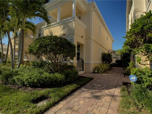 8095 Sorrento Ln, Naples, FL 34114