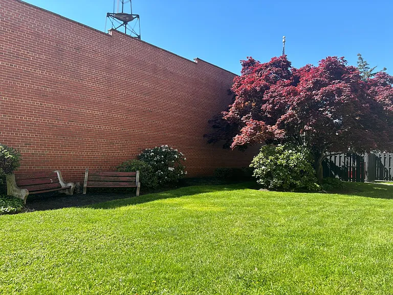1333 Darby Rd — Photo 11