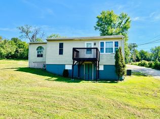 8521 Riverview Ave, Kansas City, KS 66112