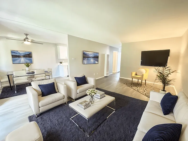 The BLVD Apartments — Photo 4