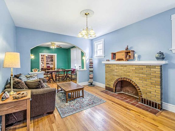 4th image of 3626 Lawn Ave