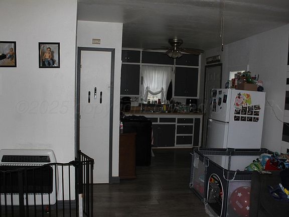 5th image of 400 Blevins St