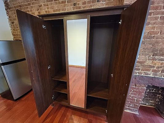 5th image of 421 W 56th St #X