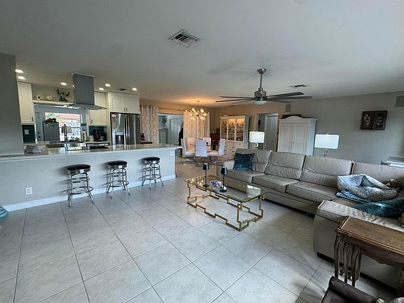 4th image of 2099 S Conference Drive