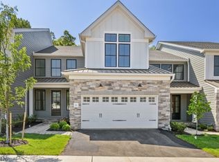 24 Peacock Berkeley, Berkeley Heights, NJ 07922