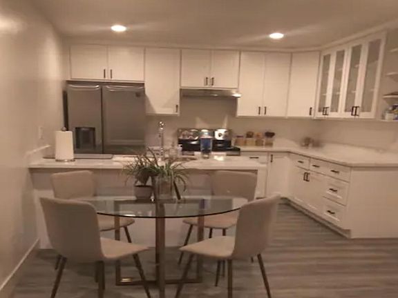 2nd image of 1356 Shawn Dr