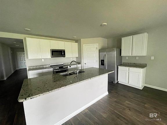 2nd image of 23135 Shadowridge Dr