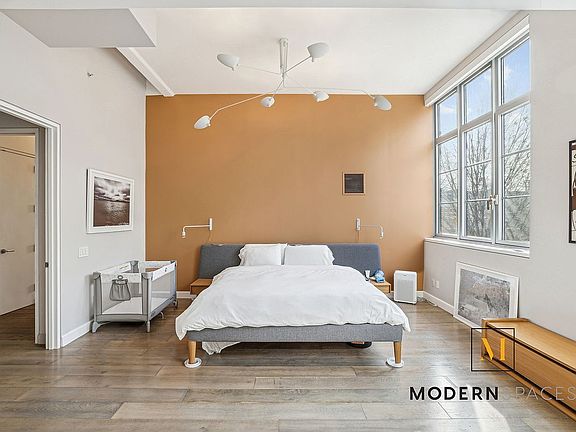 3rd image of 2728 Thomson Ave Unit 130