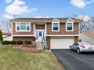 1121 Partridge Ave, Bolingbrook, IL 60490