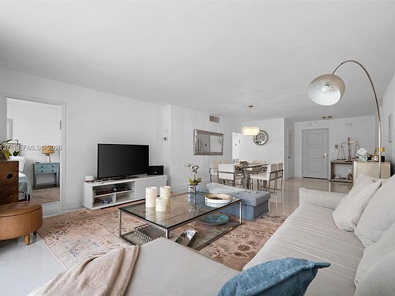5th image of 9801 Collins Ave APT 20V