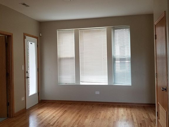 3rd image of 6455 S Greenwood Ave #2