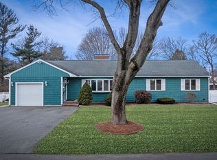 4 Rogers Rd, Peabody, MA 01960