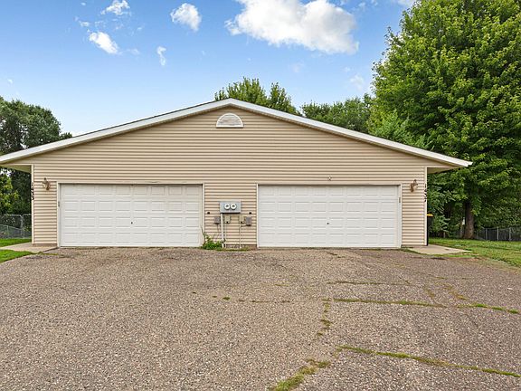 2nd image of 1437 McIntosh Cir