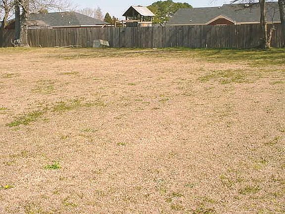 2nd image of 3465 Drayton Dr