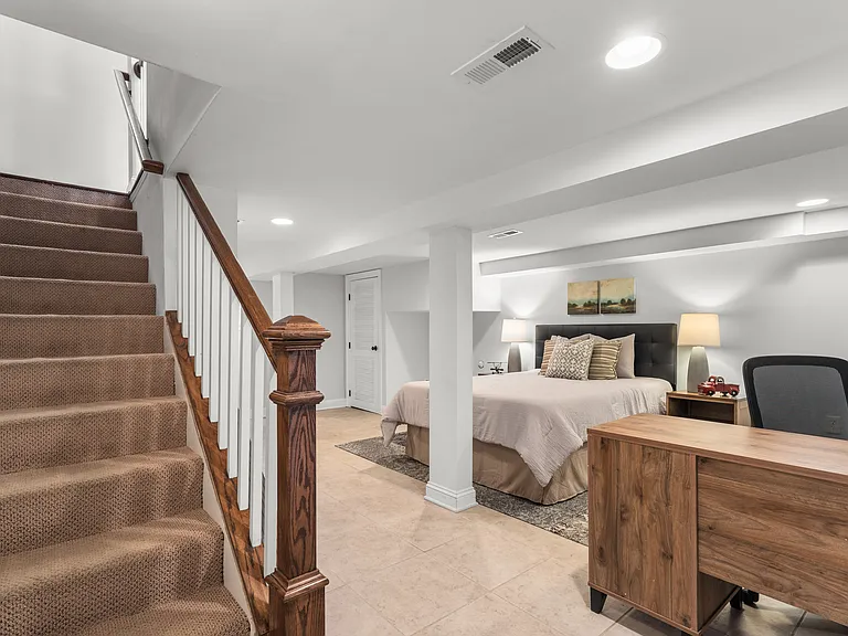 1654 Gales St NE — Photo 37