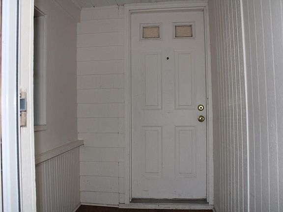 3rd image of 103 Water St Floor 1