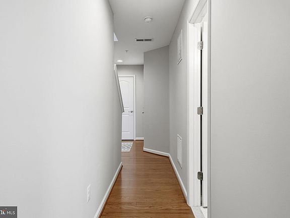 4th image of 15415 Rosemont Manor Dr