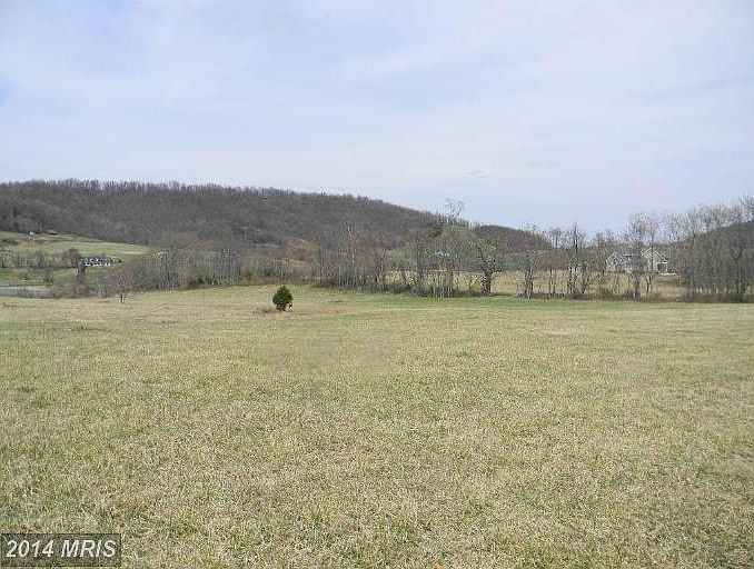 1st image of 7 Boyds Mill Ln