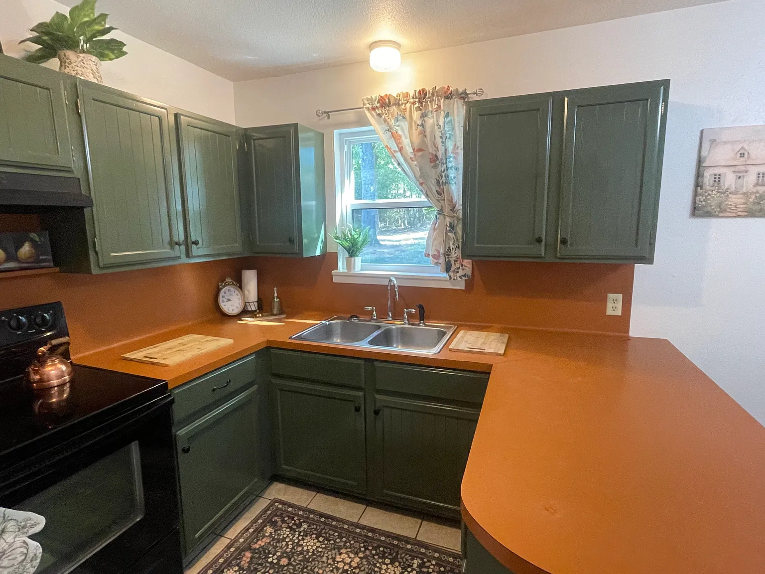 2 bed, 1100 sqft, $1,300 — Photo 4