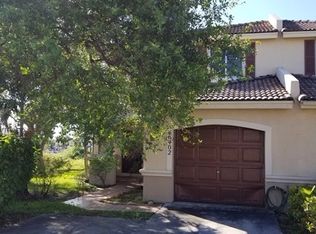 16402 SW 72nd Ter, Miami, FL 33193