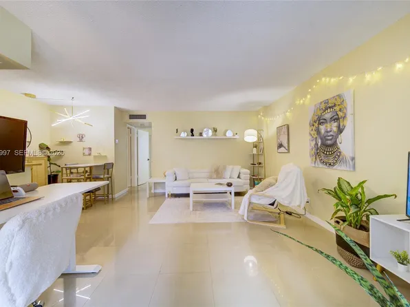 1040 SE 4th Ave APT 128, Deerfield Beach, FL 33441