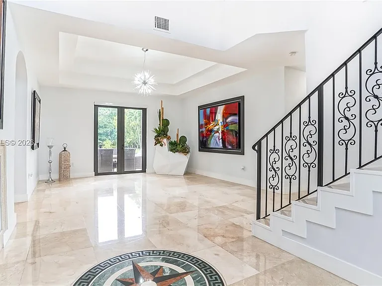6950 SW 97th Ave — Photo 5