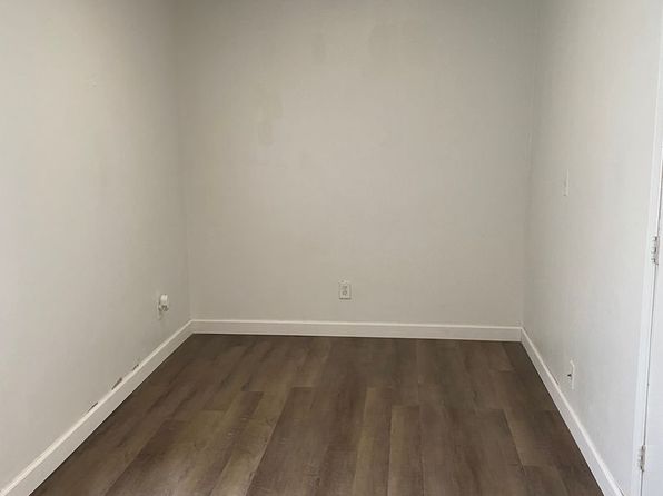 858 Hackney Ave #G