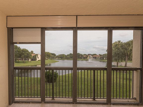 3rd image of 1266 S Military Trl APT 526
