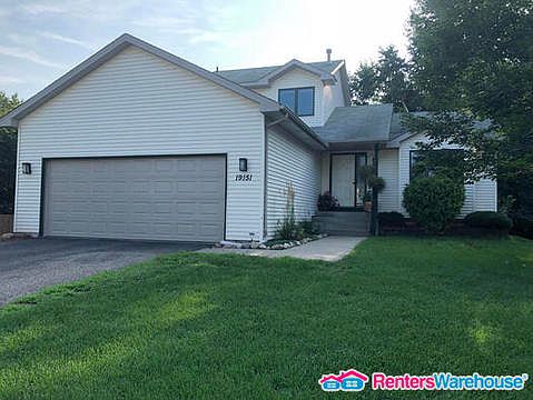 1st image of 19151 Evans Cir NW