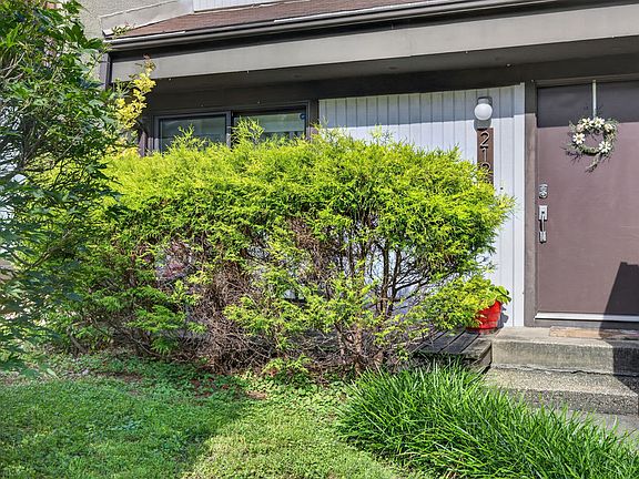 2nd image of 2190 Cartwright Pl