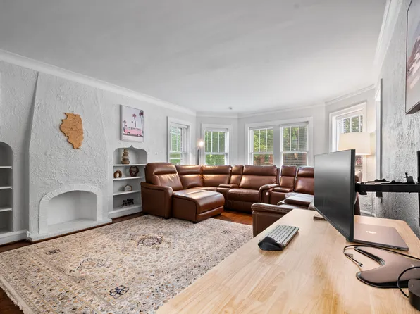 5507 N Artesian Ave Unit 1, Chicago, IL 60625