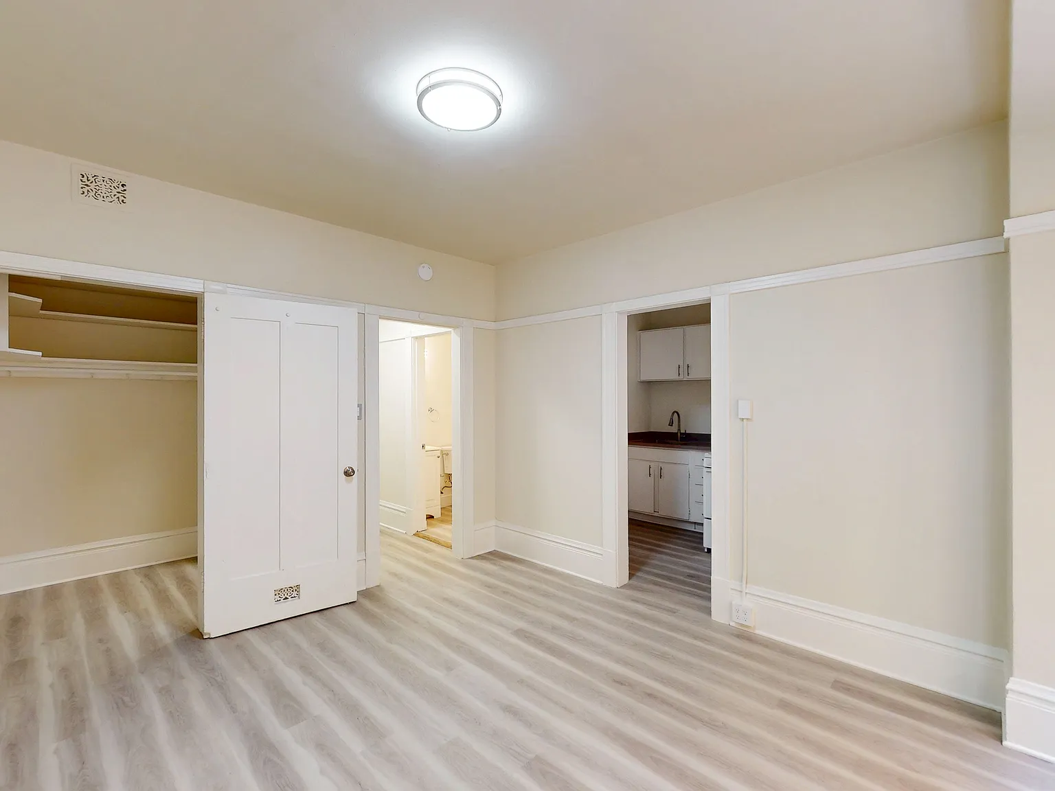 418 Ellis St — Photo 2