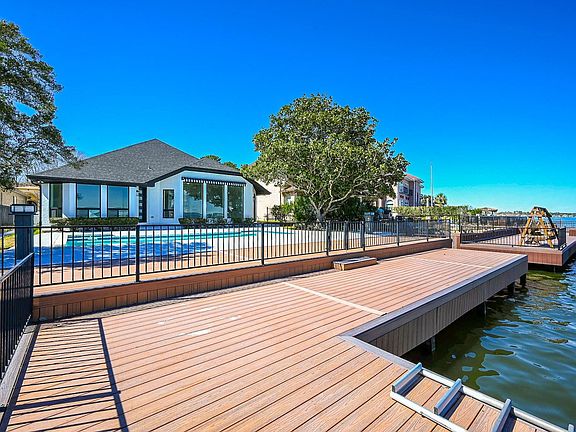 5th image of 3742 Walden Estates Dr