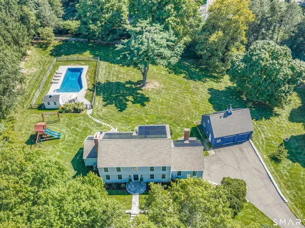 23 Jonathan Road, New Canaan, CT 06840