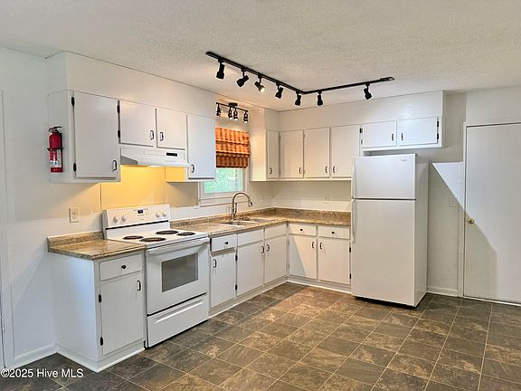 5th image of 107 Leonda Dr