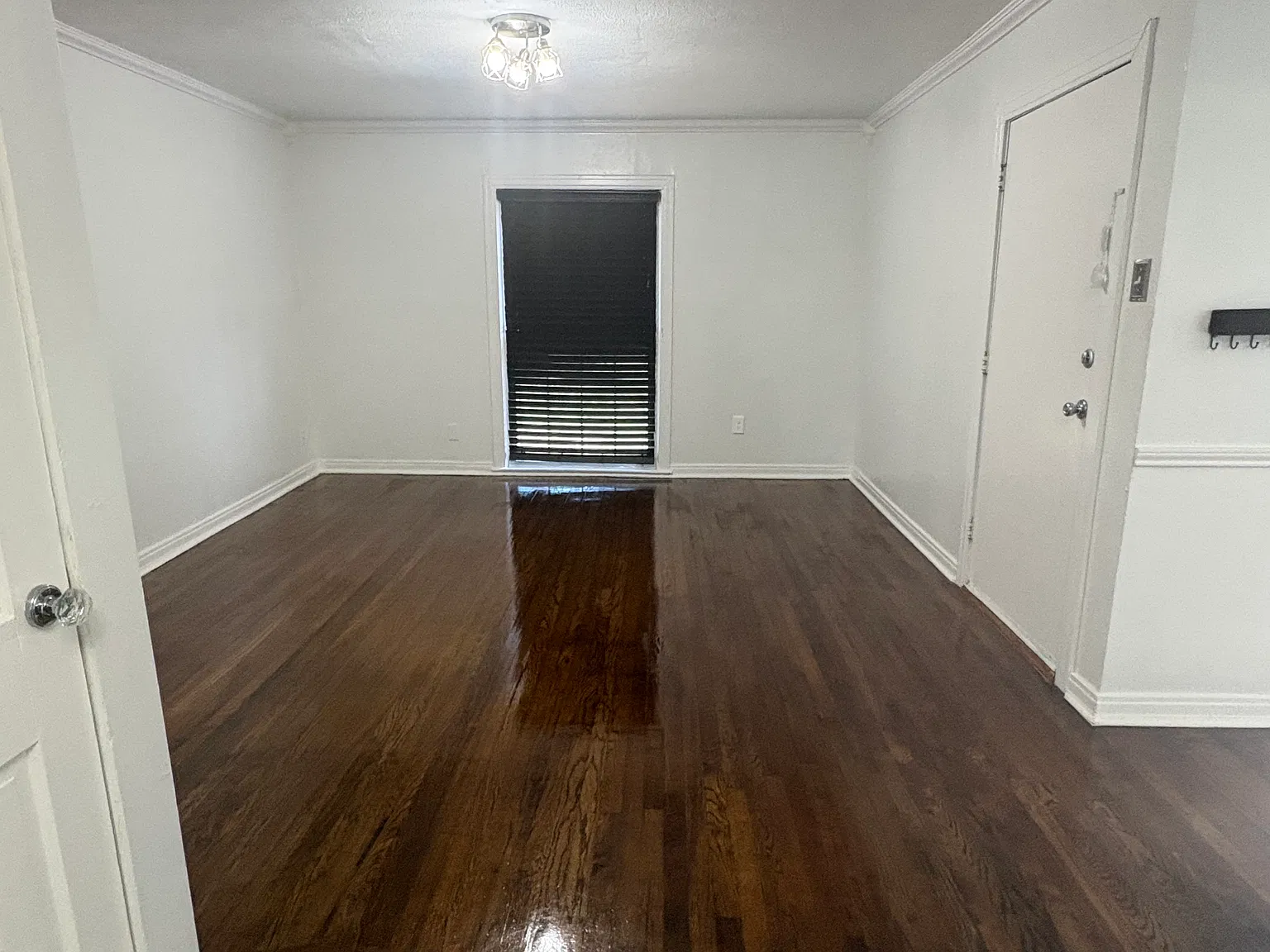 2 bed, 1134 sqft, $1,800 — Photo 3